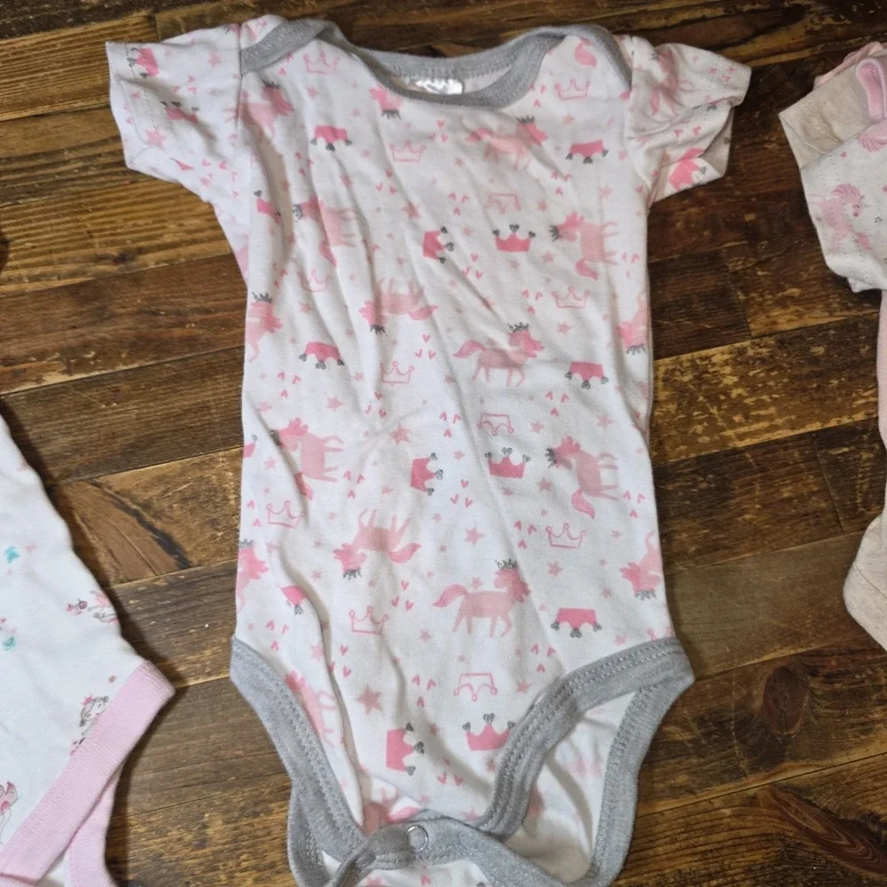 Baby Girl 6-9 Mo Bodysuit 9 pc Lot Pajamas Tops Pastels One Piece Bundle